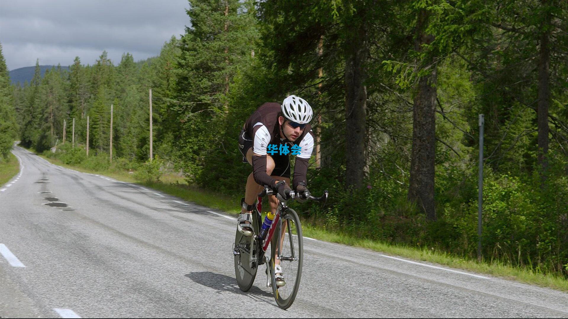 弗拉格盛赞埃奇库姆表现稳健出色 双子星闪耀引领球队关键胜利